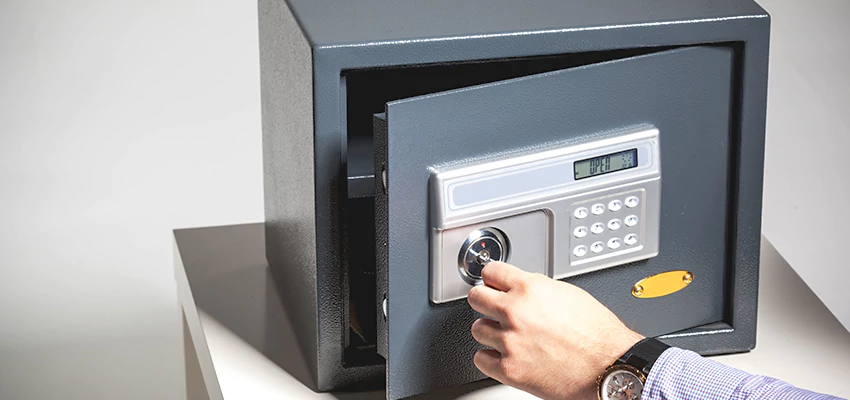 Jewelry Safe Unlocking Service in Hollister, California