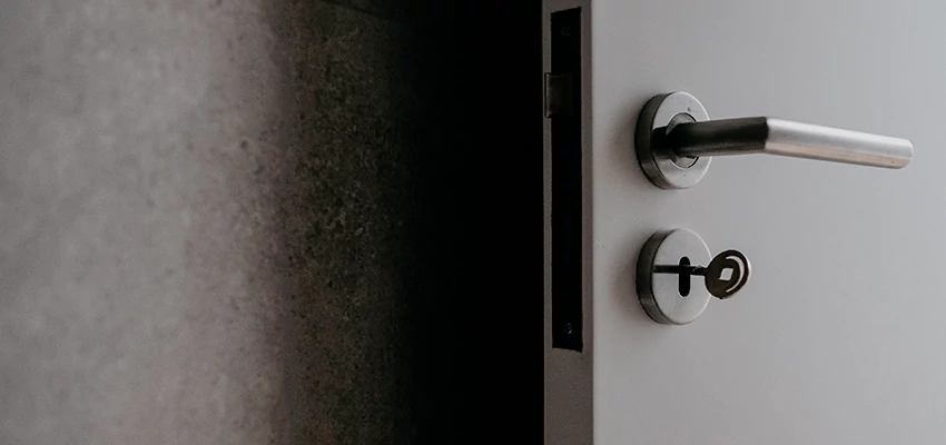 Front Door Handle Repair And Installation in Hollister, CA